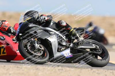 media/Nov-16-2025-Race Pace (Sun) [[8c5fa54630]]/Verified Riders/9-Turn 16 (150pm)/